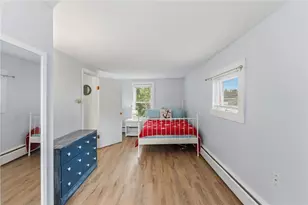 34 Platt St, Bristol, RI 02809 - Photo 22