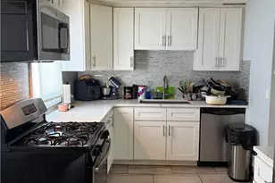 210 Pinecrest Dr, Pawtucket, RI 02861 - Photo 6