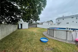 210 Pinecrest Dr, Pawtucket, RI 02861 - Photo 20
