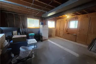 28 Longbow Dr, West Warwick, RI 02893 - Photo 28