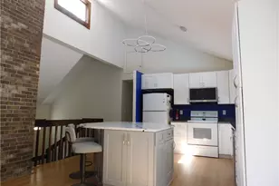 4 Glendale Cir, North Kingstown, RI 02852 - Photo 4