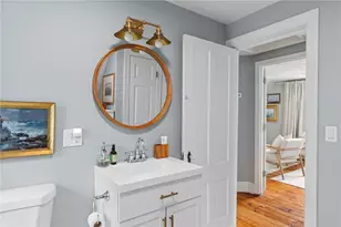101 Sheldon St, Cranston, RI 02905 - Photo 28