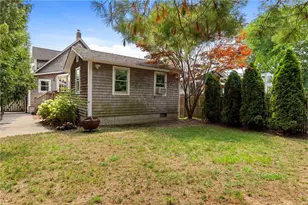 101 Sheldon St, Cranston, RI 02905 - Photo 46
