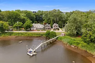 101 Sheldon St, Cranston, RI 02905 - Photo 48