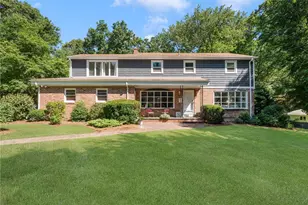 1 Gladridge Dr, East Greenwich, RI 02818 - Photo 2