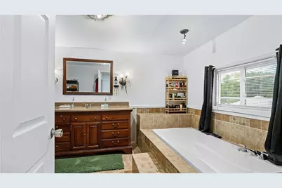 57 Algonquin Street, Providence, RI 02907 - Photo 30