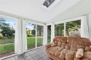 21 Moreland St, Johnston, RI 02919 - Photo 6