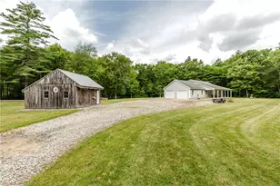 167 Cranberry Ridge Rd, Glocester, RI 02857 - Photo 2
