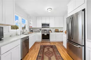 6 Cliff Terrace, Newport, RI 02840 - Photo 10