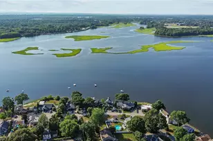 21 Teed Ave, Barrington, RI 02806 - Photo 12