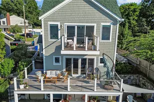 21 Teed Ave, Barrington, RI 02806 - Photo 6