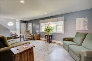 16 Arlington Ave, Warren, RI 02885 - Photo 6