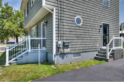 16 Arlington Avenue, Warren, RI 02885 - Photo 4