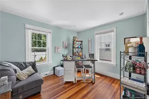 167 Narragansett St, Cranston, RI 02905 - Photo 6