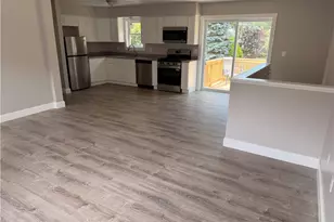 26 Shiloh St, Providence, RI 02904 - Photo 12