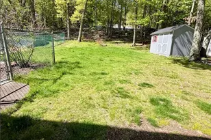 21 Primrose Ln, Johnston, RI 02919 - Photo 26