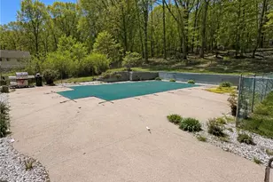 21 Primrose Ln, Johnston, RI 02919 - Photo 24