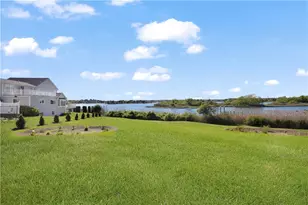 84 Carver Ln, Narragansett, RI 02882 - Photo 14