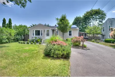 15 Whipple Avenue, Barrington, RI 02806 - Photo 2