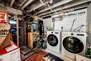115 Davis Ave, Cranston, RI 02910 - Photo 36