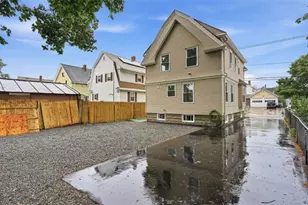 252 Califonia Ave, Providence, RI 02905 - Photo 2