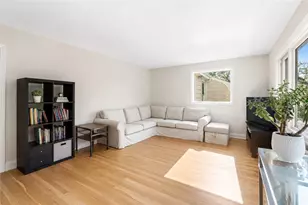 5 Interlocken Rd, East Providence, RI 02914 - Photo 8