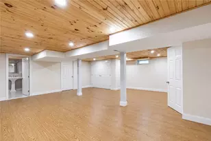 5 Interlocken Rd, East Providence, RI 02914 - Photo 28