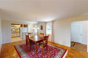 5 South Dr, Middletown, RI 02842 - Photo 4