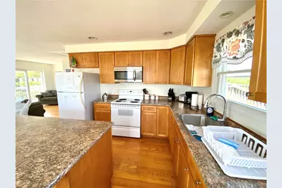 811 Charlestown Beach Road, Charlestown, RI 02813 - Photo 10