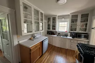 105 Butler Ave, Providence, RI 02906 - Photo 10