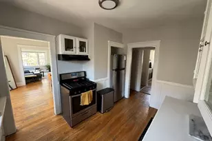 105 Butler Ave, Providence, RI 02906 - Photo 12