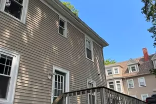 105 Butler Ave, Providence, RI 02906 - Photo 22