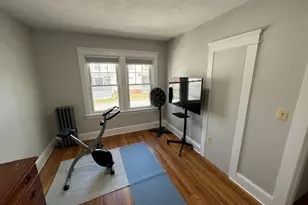 105 Butler Ave, Providence, RI 02906 - Photo 14