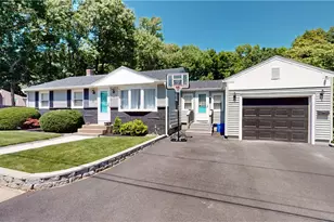 21 Eileen Dr, Coventry, RI 02816 - Photo 38
