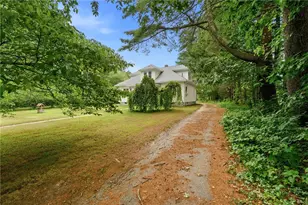 125 Arcadia Rd, Hopkinton, RI 02832 - Photo 4