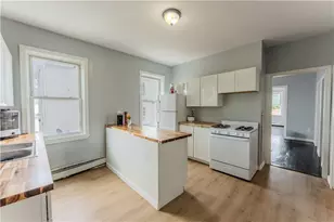 271 Union Ave, Providence, RI 02909 - Photo 6