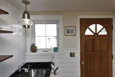 14 Winsor Avenue, North Kingstown, RI 02852 - Photo 22