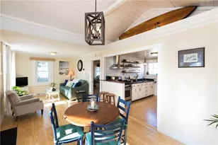 14 Winsor Ave, North Kingstown, RI 02852 - Photo 6