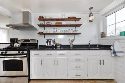 14 Winsor Avenue, North Kingstown, RI 02852 - Photo 20