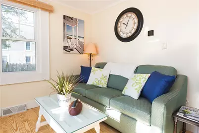 14 Winsor Avenue, North Kingstown, RI 02852 - Photo 8