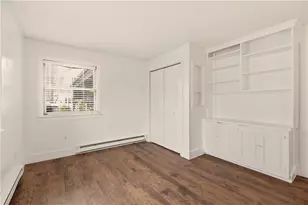 38 Harrison Ave, Newport, RI 02840 - Photo 14