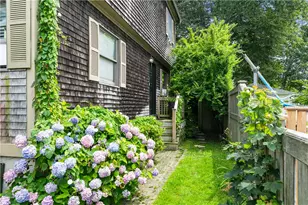 38 Harrison Ave, Newport, RI 02840 - Photo 2