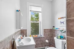 155 Ohio Ave, Providence, RI 02905 - Photo 32