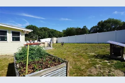 150 Coolidge Street, Swansea, MA 02777 - Photo 16
