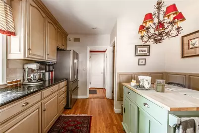 33 Sefton Drive, Cranston, RI 02905 - Photo 8