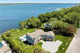 19 Sea Ridge Dr, Narragansett, RI 02874 - Photo 2