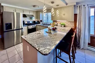 99 Lookout Ave, Cranston, RI 02920 - Photo 8