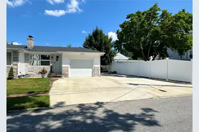 99 Lookout Avenue, Cranston, RI 02920 - Photo 4