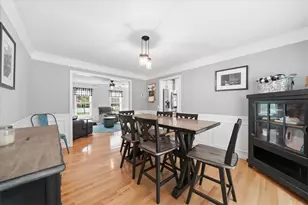 26 Davis Cir, Warwick, RI 02886 - Photo 10