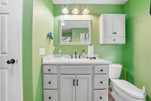 26 Davis Cir, Warwick, RI 02886 - Photo 26